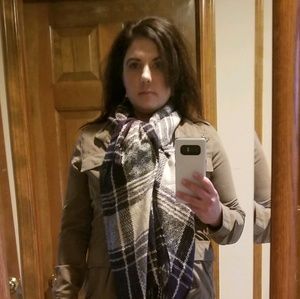 Meet your Posher, Michele